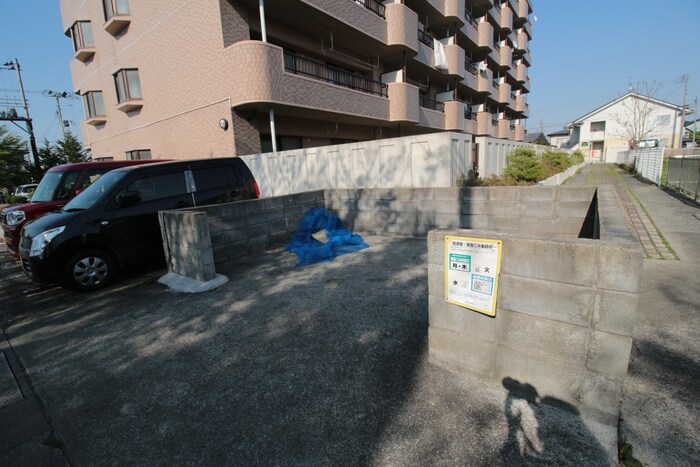 グランドール広瀬の物件外観写真