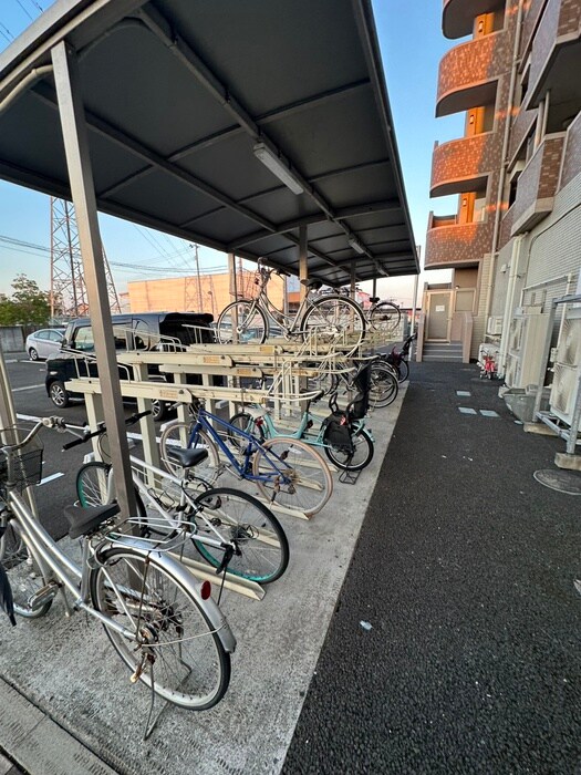 グランウィングの物件外観写真