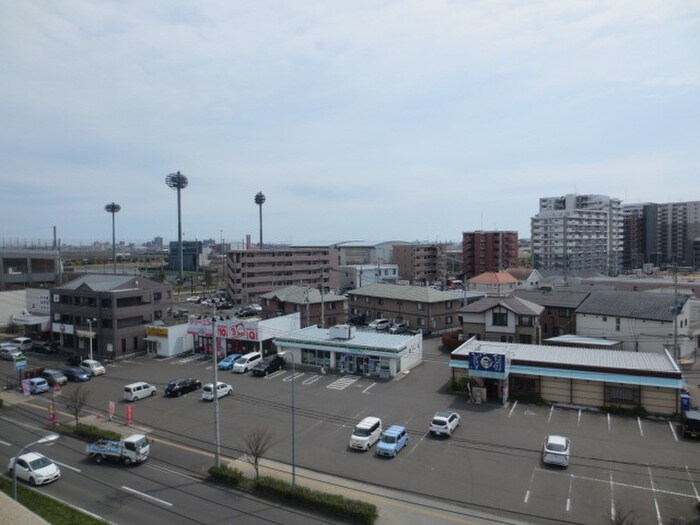 グランウィングの物件内観写真