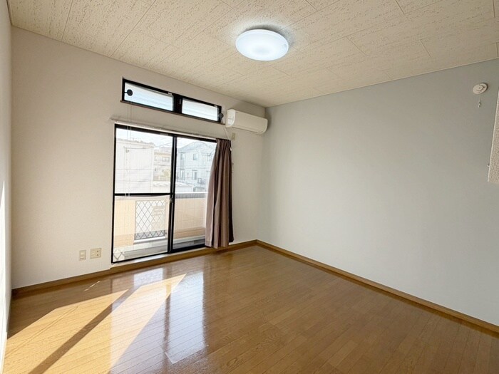 ノ－ブルカ－サ川平の物件内観写真