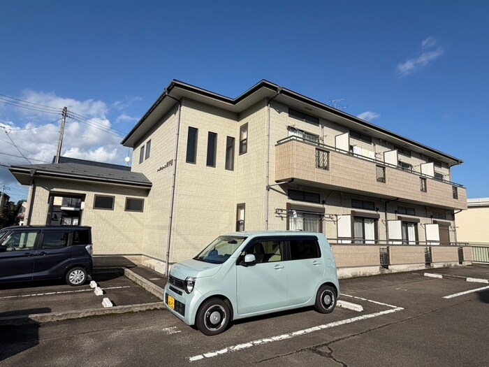 ノ－ブルカ－サ川平Ⅱの物件外観写真