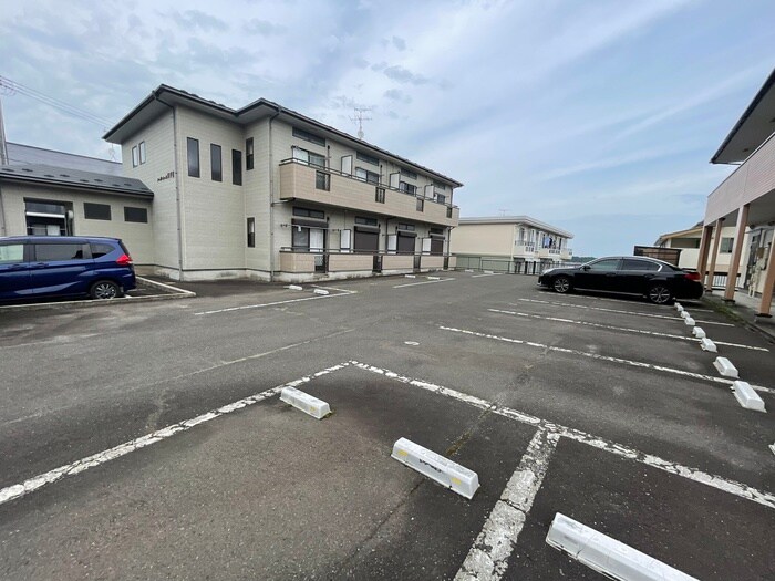 ノ－ブルカ－サ川平Ⅱの物件外観写真