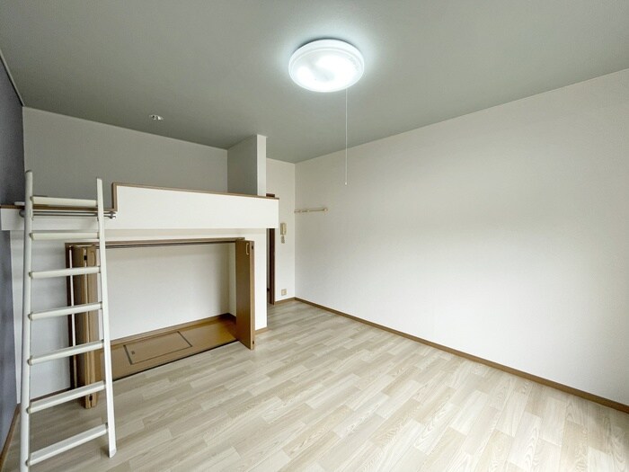 ノ－ブルカ－サ川平Ⅱの物件内観写真