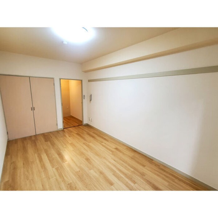 シャングリラ八幡の物件内観写真