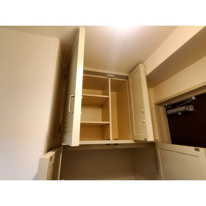 シャングリラ八幡の物件内観写真