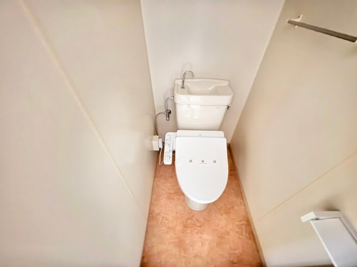 シャングリラ八幡の物件内観写真