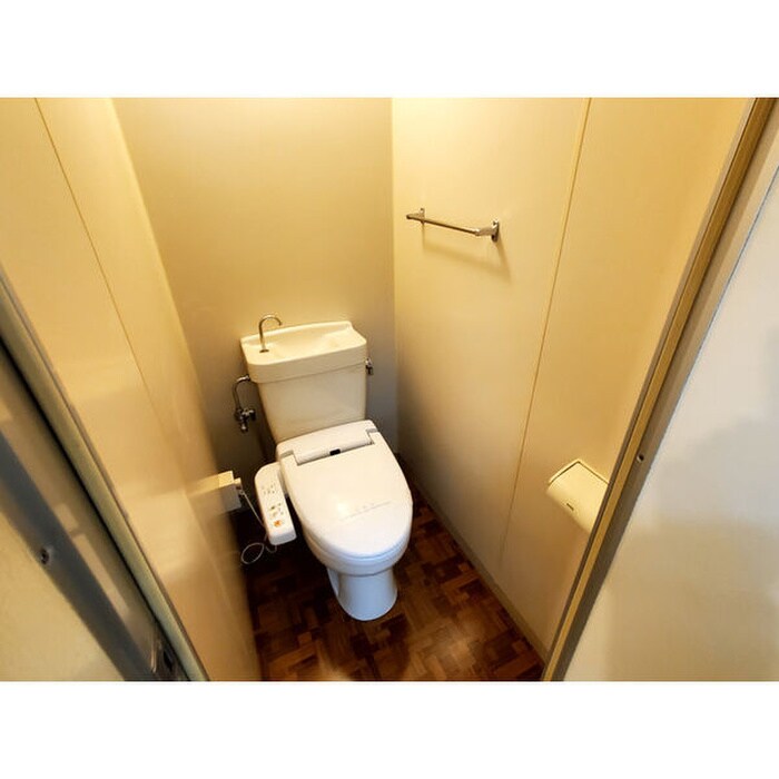 シャングリラ八幡の物件内観写真