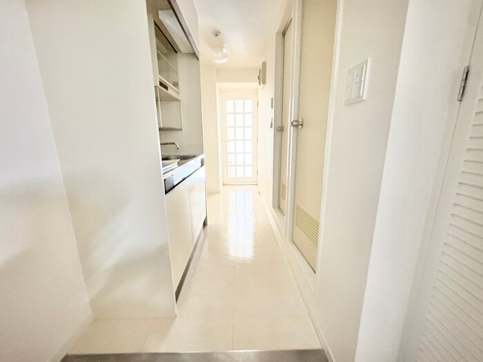 シャングリラ八幡の物件内観写真