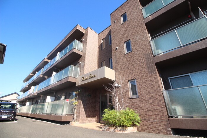 プランドール・アントレの物件外観写真