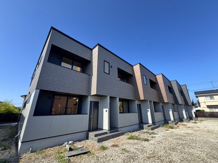 ベラヴィータの物件外観写真