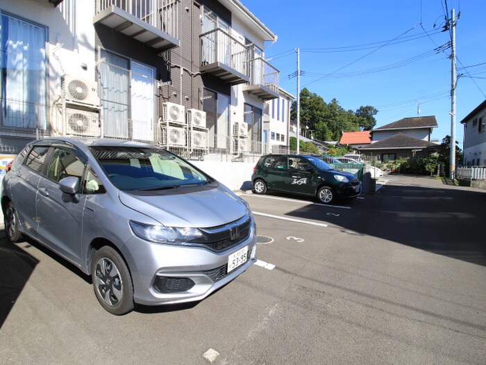 アスコット荒巻中央の物件外観写真