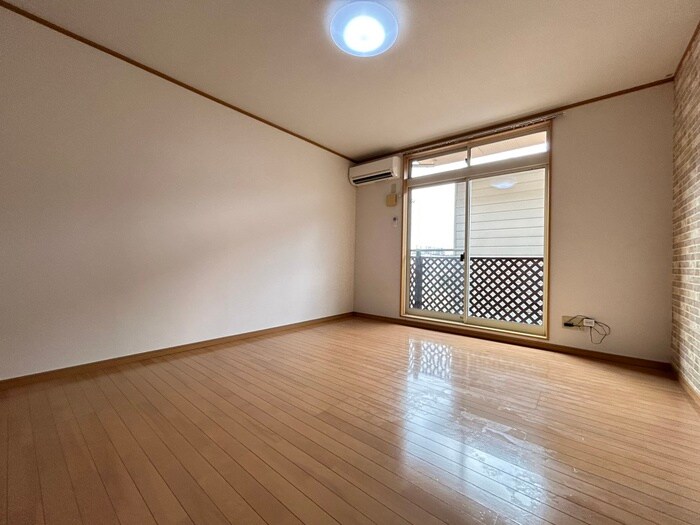 エクレール千代田町Aの物件内観写真