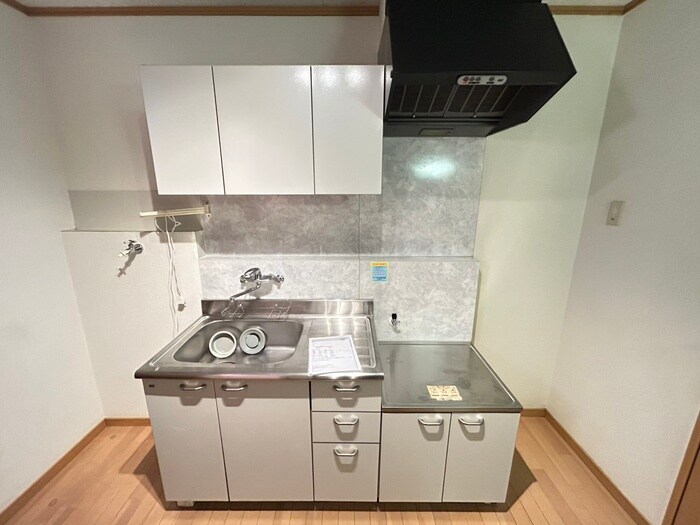 エクレール千代田町Aの物件内観写真