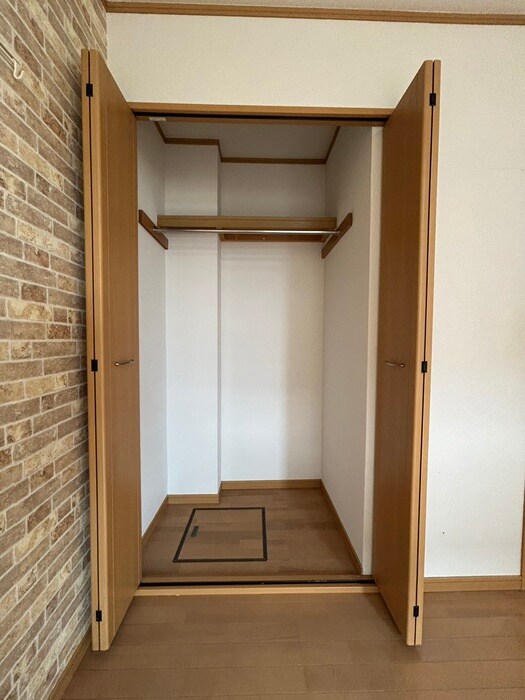 エクレール千代田町Aの物件内観写真