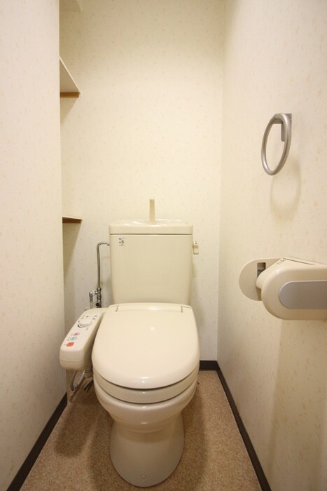 フォンターナ八乙女の物件内観写真