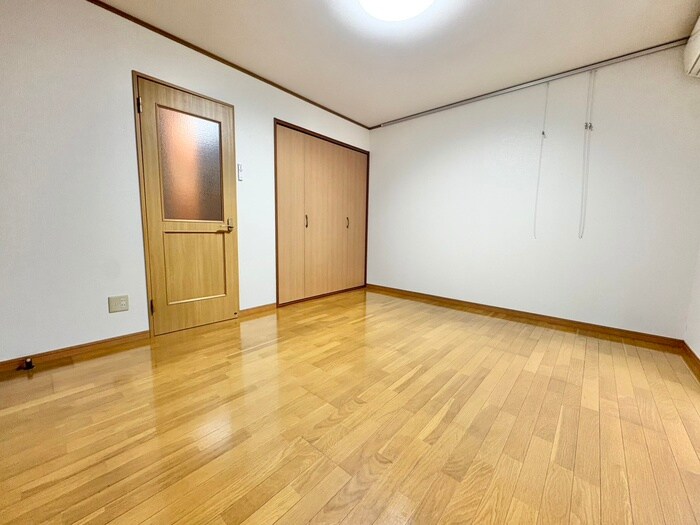 パストラ－レ八乙女の物件内観写真