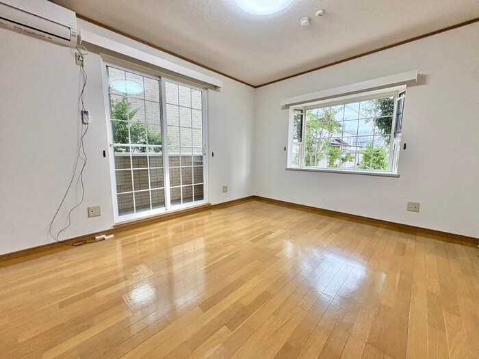 パストラ－レ八乙女の物件内観写真