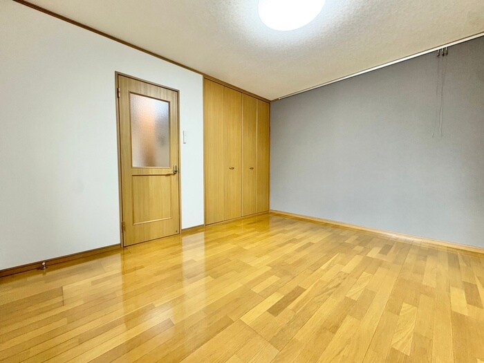 パストラ－レ八乙女の物件内観写真