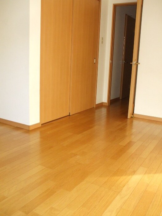 パルテノン新田東の物件内観写真