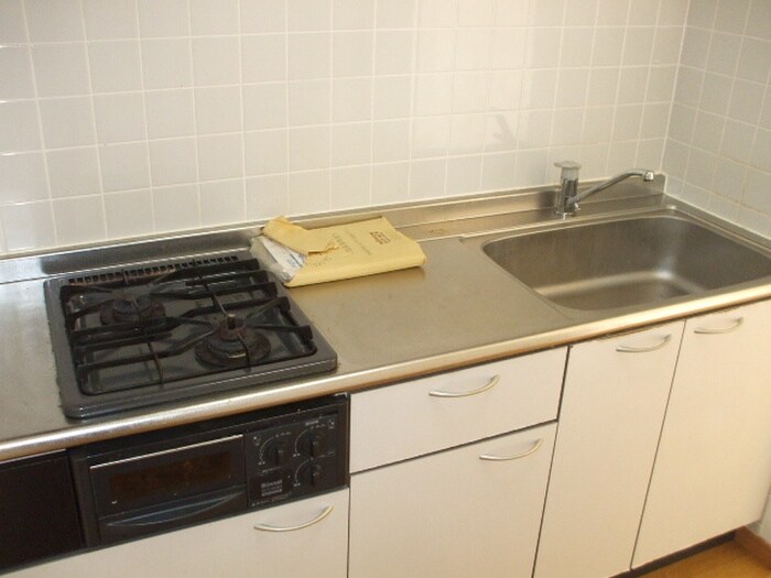 パルテノン新田東の物件内観写真