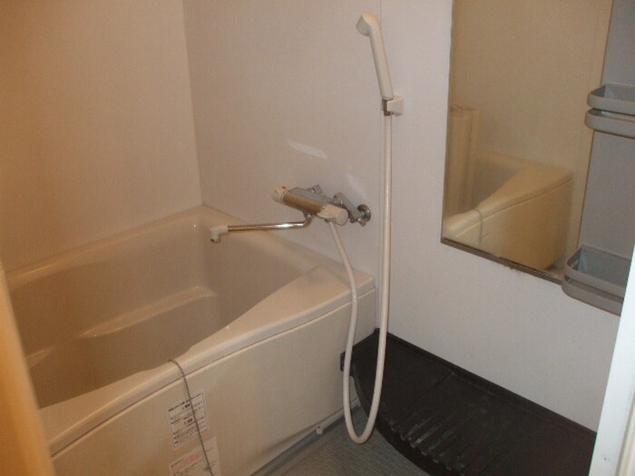 パルテノン新田東の物件内観写真