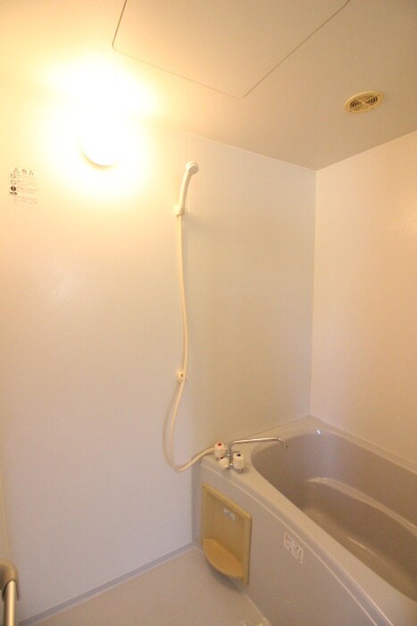 ハッピネス泉中央の物件内観写真