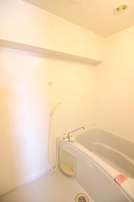 ハッピネス泉中央の物件内観写真