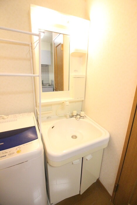 ハッピネス泉中央の物件内観写真