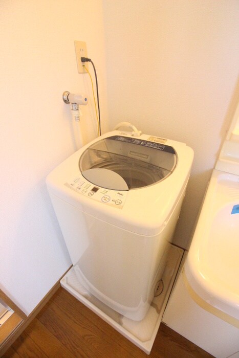 ハッピネス泉中央の物件内観写真