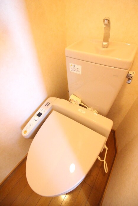 ハッピネス泉中央の物件内観写真