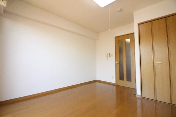 ハッピネス泉中央の物件内観写真