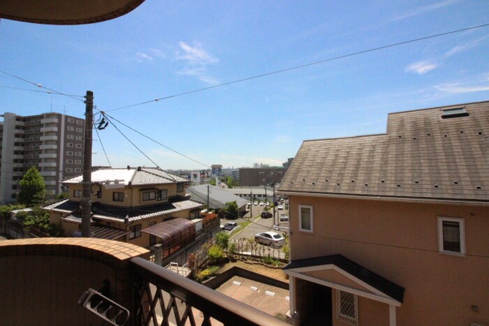 ハッピネス泉中央の物件内観写真