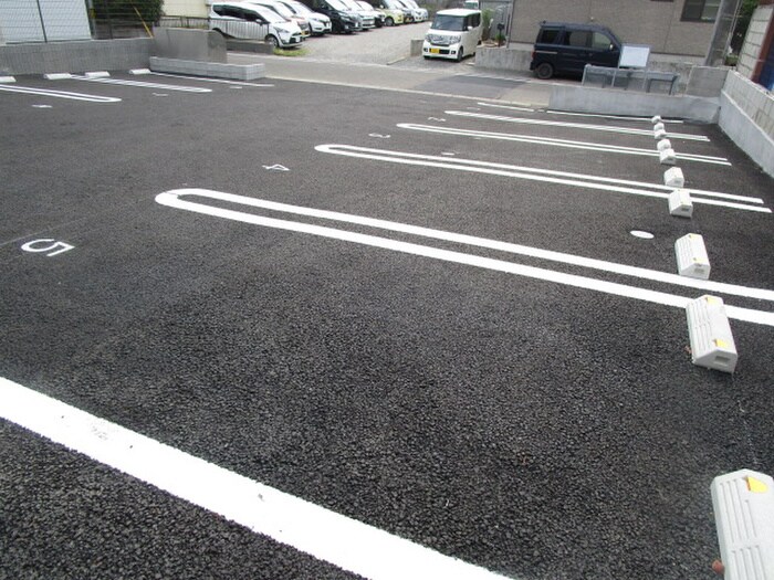 ルヴァンス花立の物件外観写真