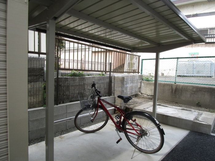 ルヴァンス花立の物件外観写真