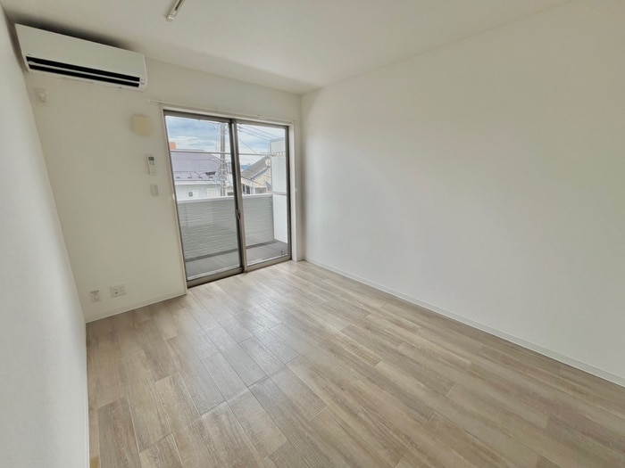 シャトーレイネA棟の物件内観写真