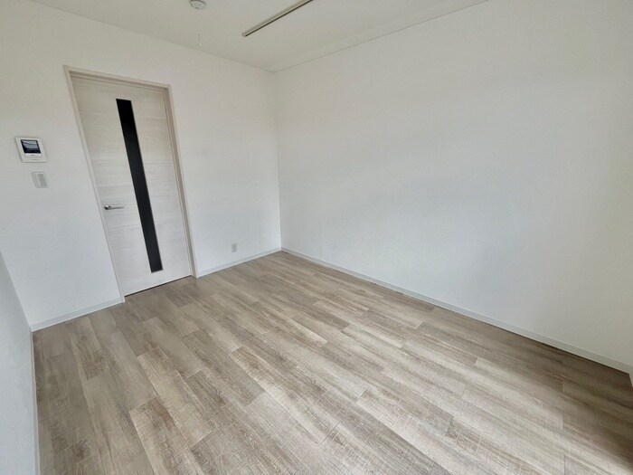 シャトーレイネA棟の物件内観写真