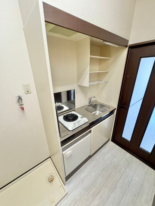 グランド－ル市名坂の物件内観写真