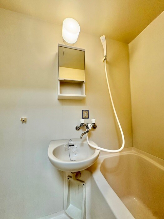 グランド－ル市名坂の物件内観写真