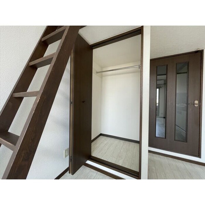 グランド－ル市名坂の物件内観写真