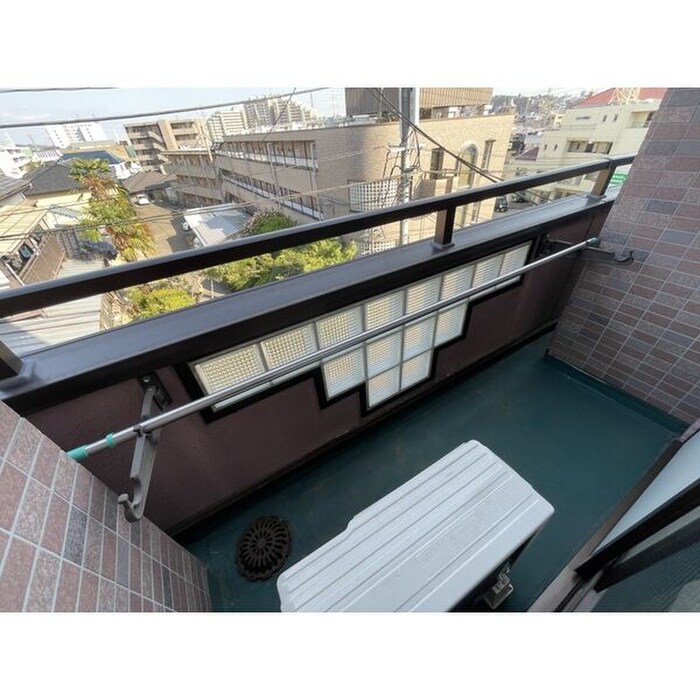 グランド－ル市名坂の物件内観写真