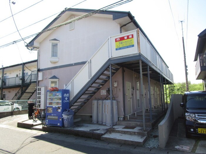 ロイヤルメゾンⅠの物件外観写真