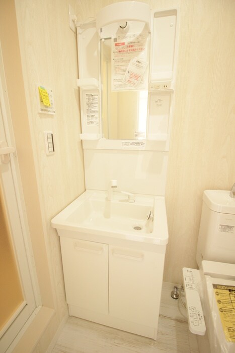 シャトーレイネB棟の物件内観写真