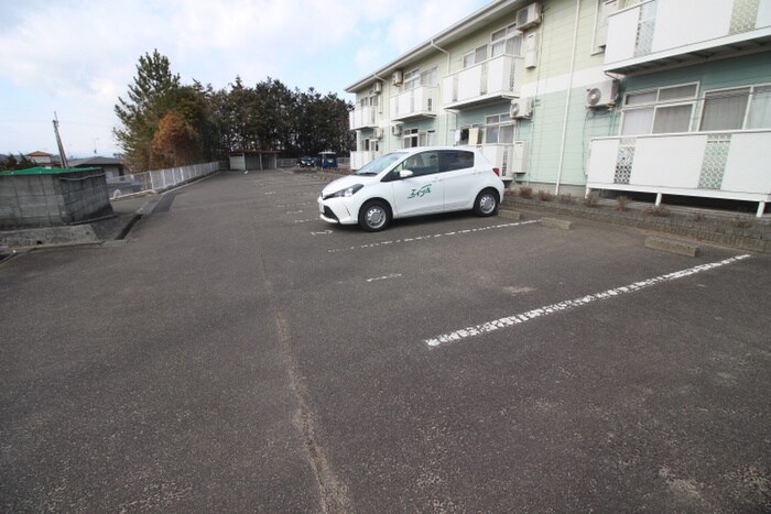 ヒルズ梨ヶ丘Ⅱの物件外観写真