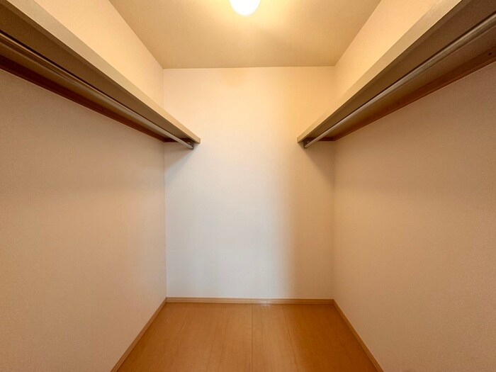 アム－ル・ド・メゾンⅤ番館の物件内観写真