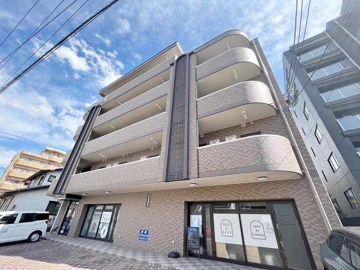 サンパラン泉の物件外観写真