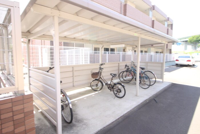 プロムナ－ド４の物件外観写真