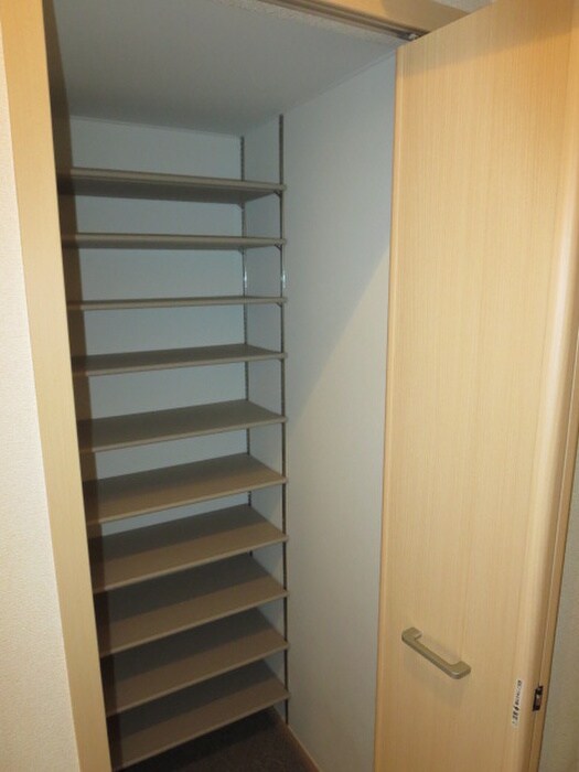 プロムナ－ド４の物件内観写真