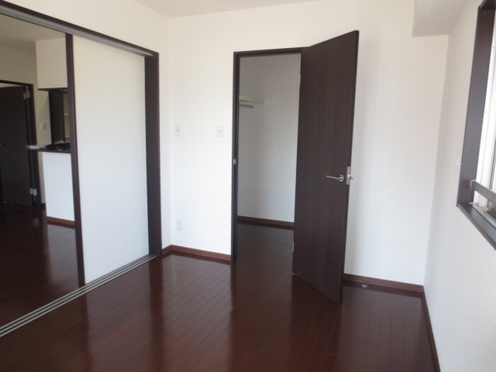 エ－フィ－ルズ新田東の物件内観写真