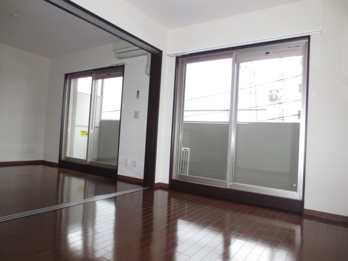 エ－フィ－ルズ新田東の物件内観写真