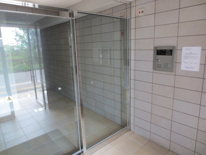 エ－フィ－ルズ新田東の物件外観写真